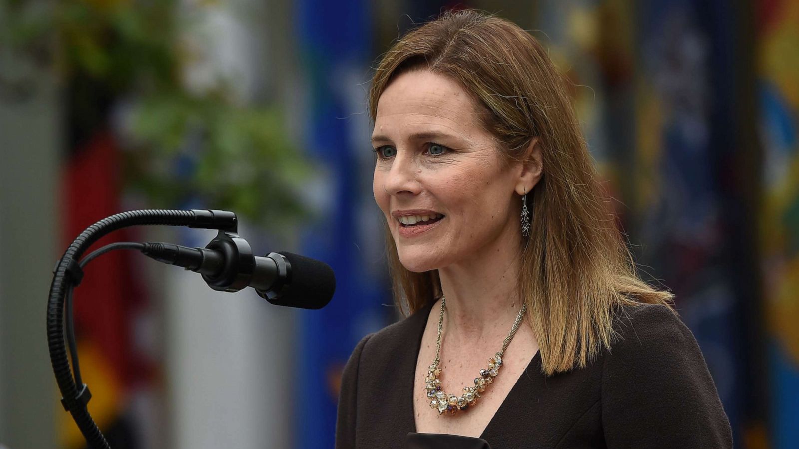 Trump Officially Announces Nomination of Judge Amy Coney